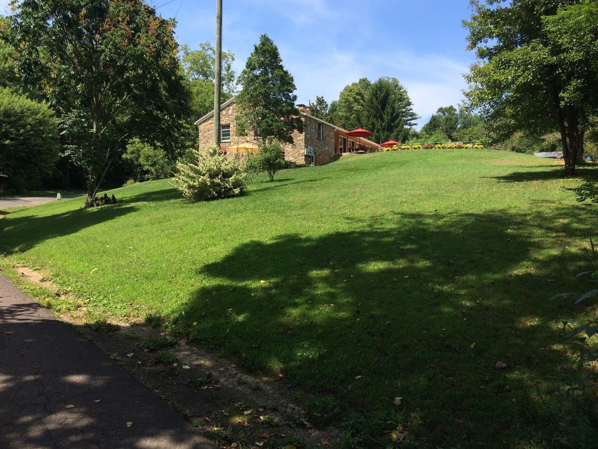 Building Photo - 336 Chunns Cove Rd