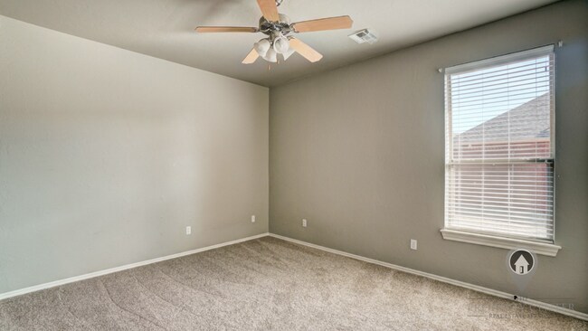 Building Photo - Versatile Deer Creek Corner-Lot Home | 3 Bedrooms, 3.5 Baths + 2 Flex Rooms for Offices, Studies,...