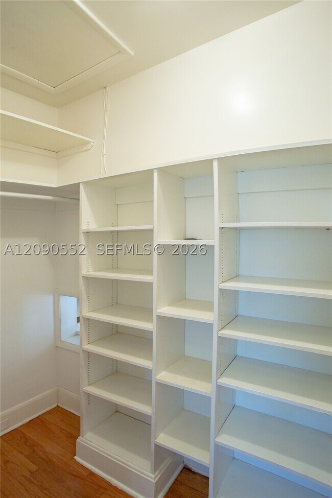 Building Photo - 2805 Segovia St
