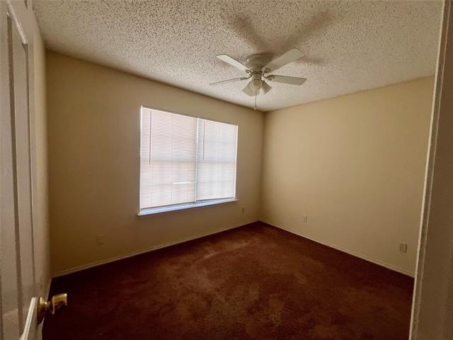 Building Photo - 304 Trees Dr