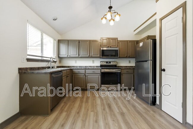 Building Photo - 6931 Quail Branch