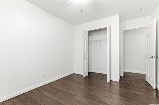 Building Photo - 7230 Carriage Fern