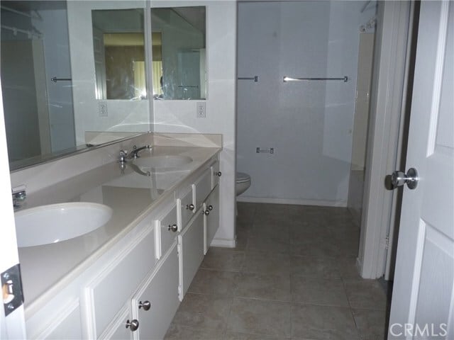 Building Photo - 25154 Via Azul