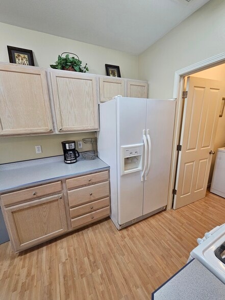 Building Photo - 3030 Lore Rd