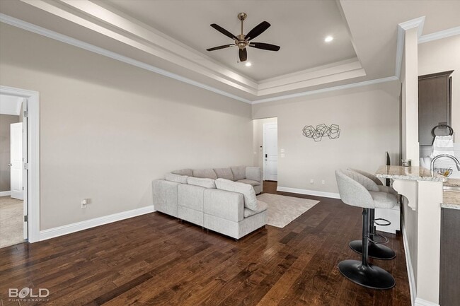 Building Photo - 4008 False River Dr