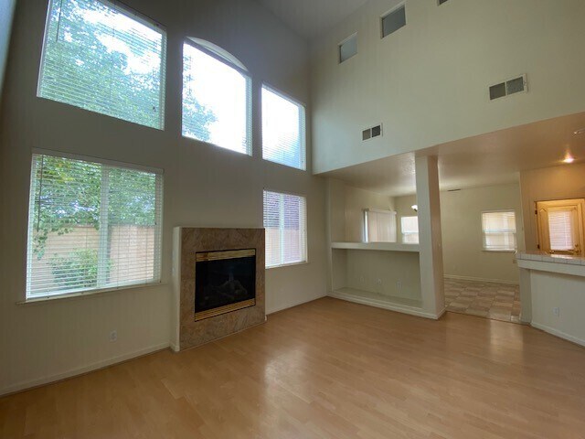 Building Photo - Beautiful home for rent in Canyon Falls in Folsom!
