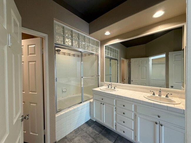 Building Photo - Beautiful UTC Townhome at the Renaissance Capri, with Loft, Fireplace, Garage & Resort Amenities