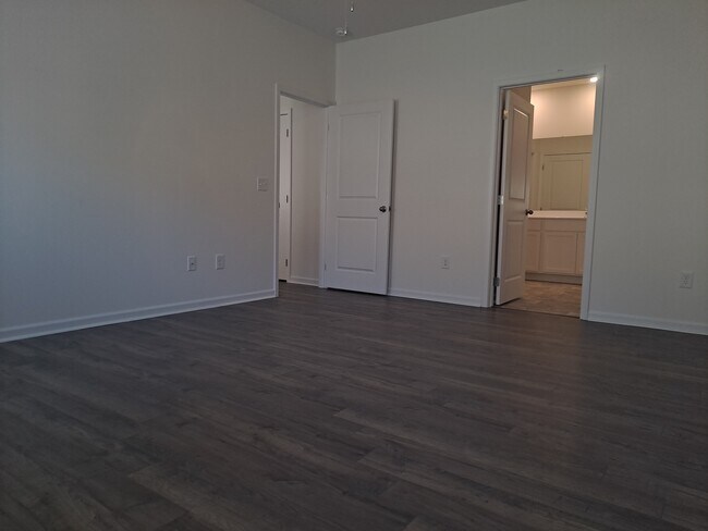 Building Photo - 144 Ibis Loop