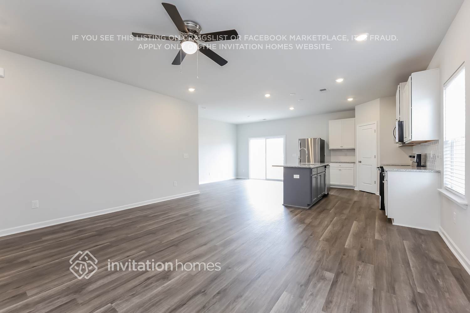 Building Photo - 203 White Flds Ave