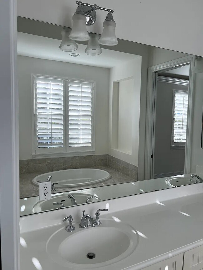 Building Photo - 6535 Caicos Ct