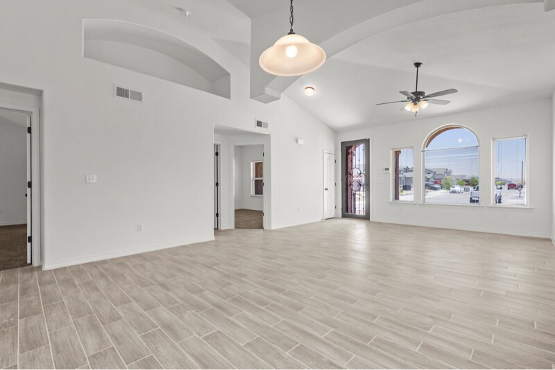 Building Photo - 2237 Tony Harper St