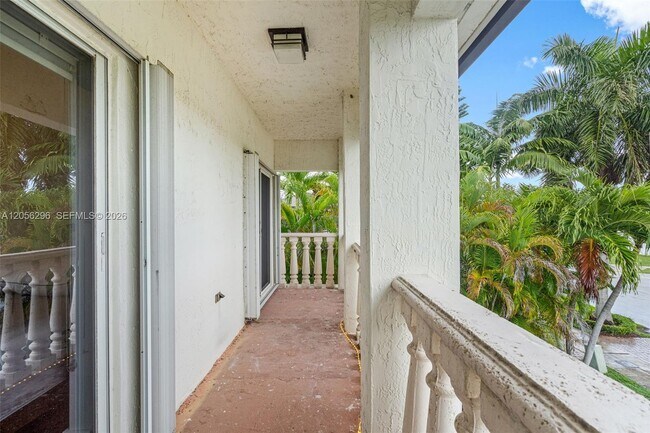 Building Photo - 3654 SW 150th Ct