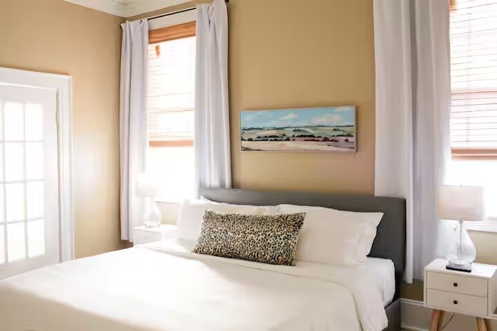 Master Bedroom - 327 Felder Ave