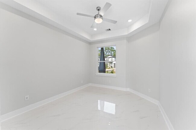 Building Photo - 7407 Cora St