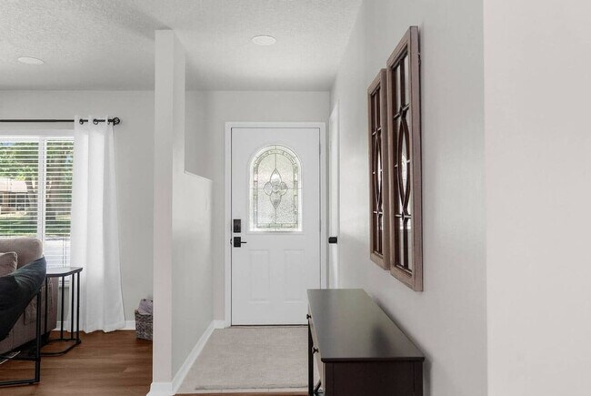 Building Photo - 31178 Park Ridge Dr