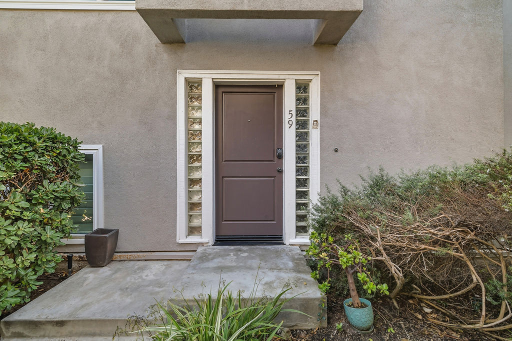 Building Photo - 501 Herondo St