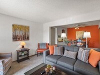 Welcome to The Retreat at Woodridge! - The Retreat at Woodridge Apartments
