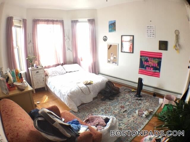 Building Photo - 6 Litchfield St