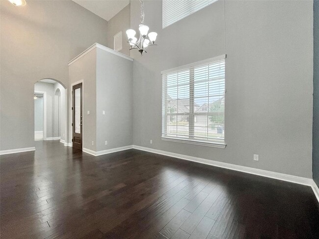 Building Photo - 3809 Mineral Dr