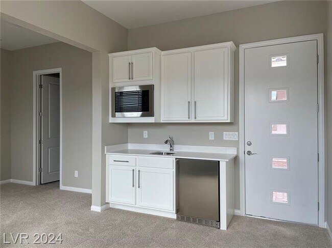 Building Photo - 11622 Hatchling Ave