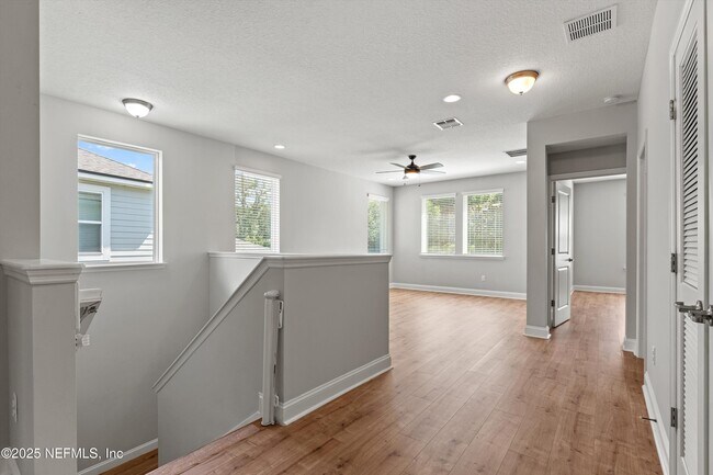 Building Photo - 548 Kendall Crossing Dr
