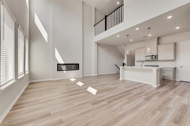 Building Photo - 4221 Willow Pond Dr