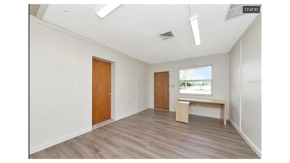 Building Photo - 6412 47th Ave E