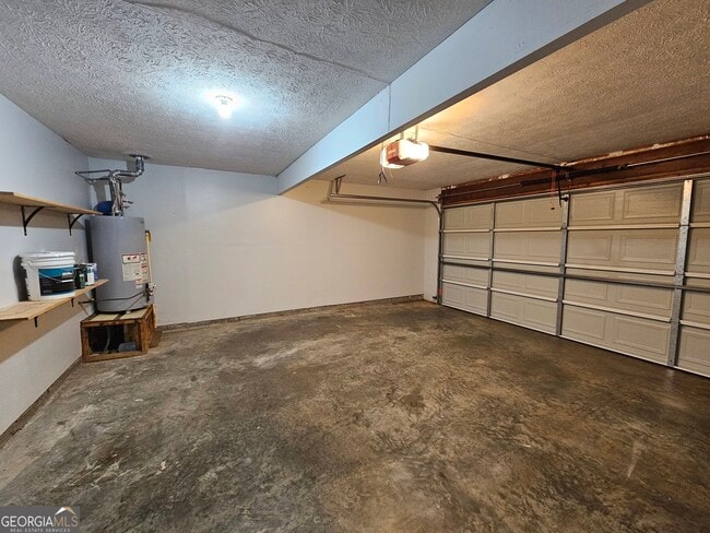 Building Photo - 40 Peachtree Way