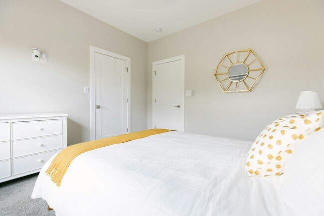 Building Photo - 203 Nogalitos St