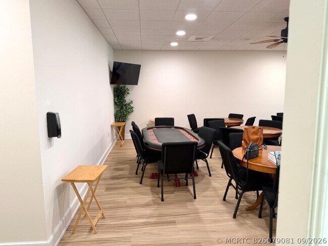 Building Photo - 8000 Carnoustie Pl