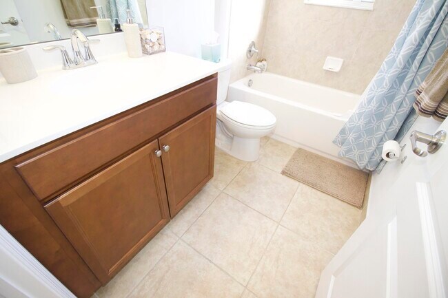 Building Photo - 4616 Tara Cove Way