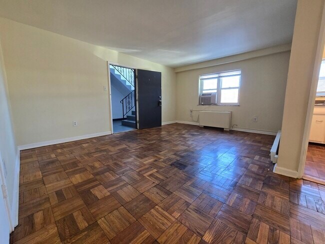 Building Photo - 3916 Chamberlayne Ave