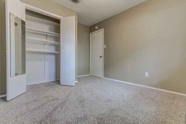 Building Photo - 12430 Wycliff Ln