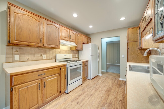 Building Photo - 46 Ingleshire Rd