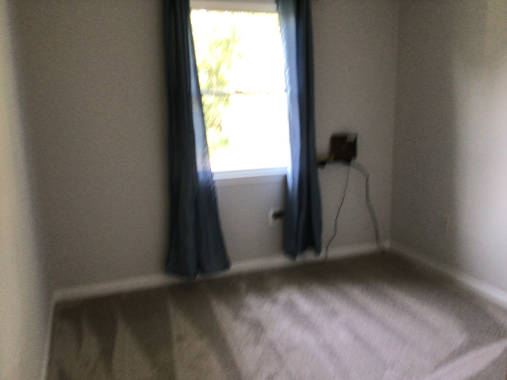 Modem - 7288 Beechtree Ln