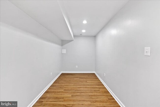 Building Photo - 9303 Macswain Pl