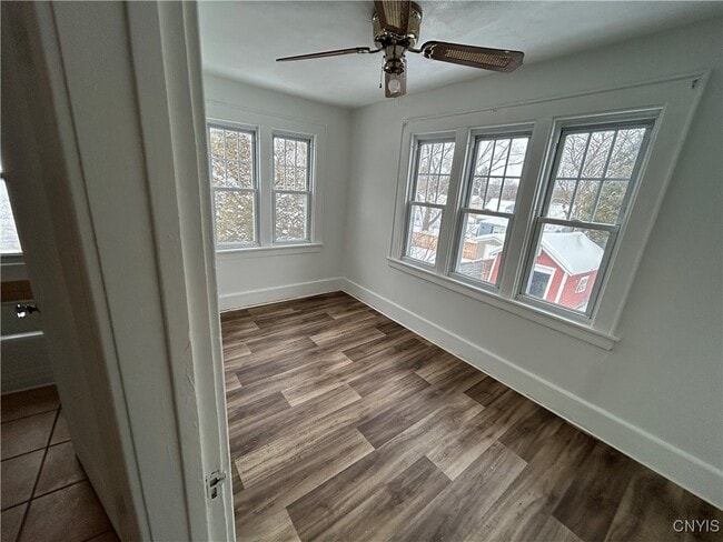 Building Photo - 110 Homewood Dr