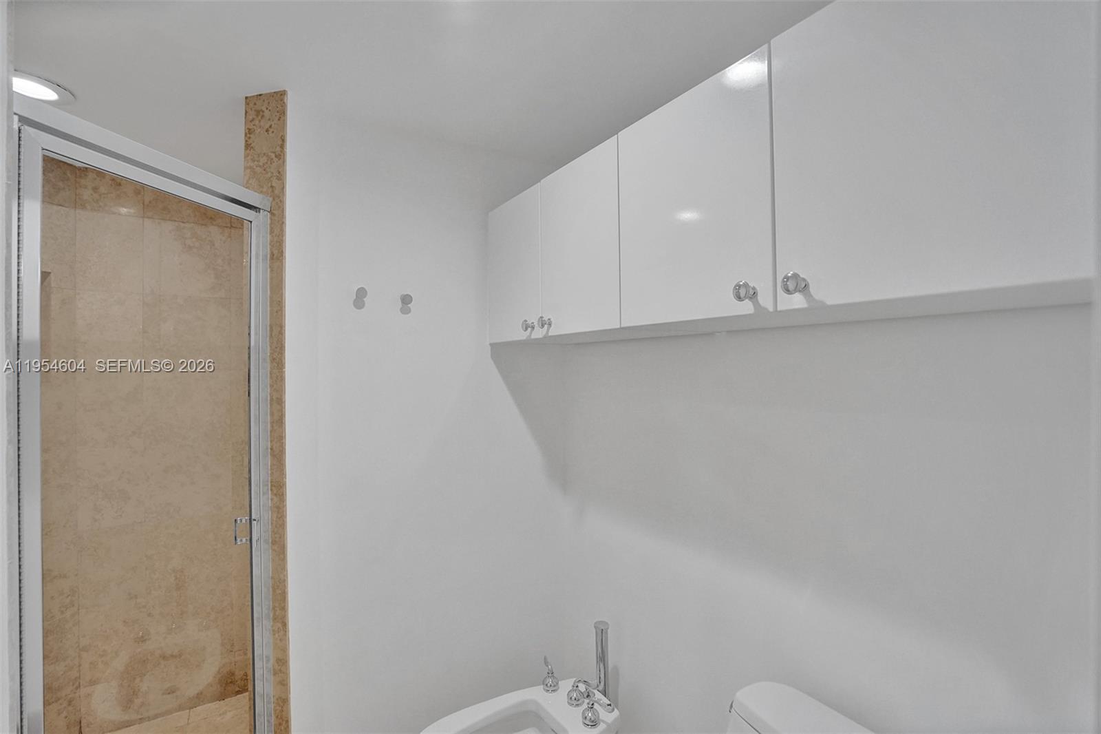 Building Photo - 4775 Collins Ave