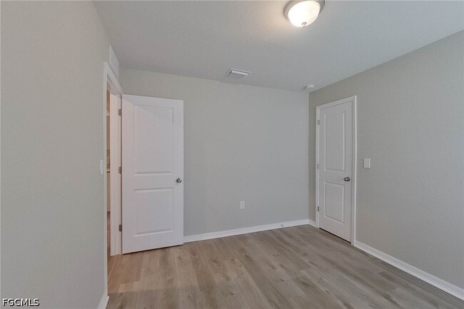 Building Photo - 9131 Aegean Cir