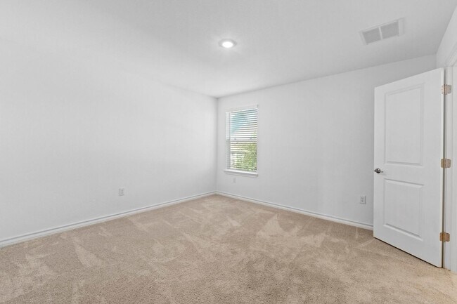 Building Photo - 5304 Jason Dr