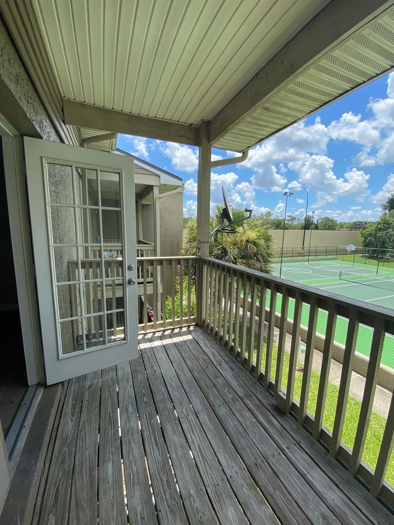 Building Photo - Coming Soon! 2nd-floor studio condo at Ser...