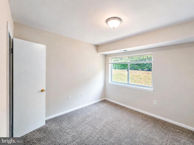 Building Photo - 5107 Crossfield Ct