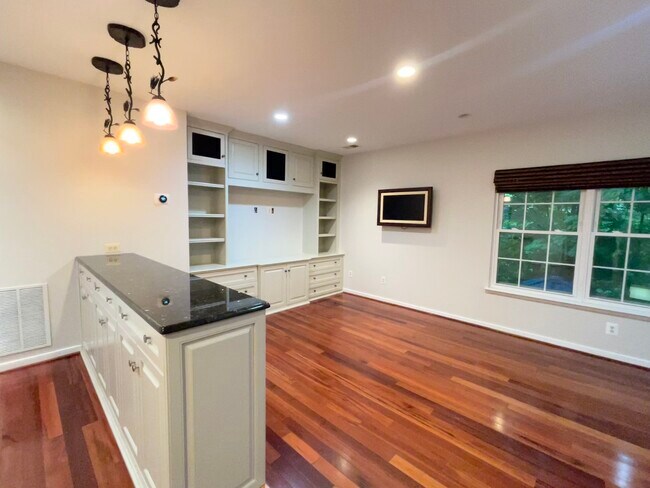 Building Photo - 10378 Bridgetown Pl