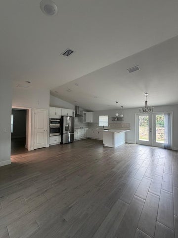 Building Photo - 4150 130th Ave N