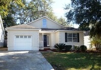 Building Photo - Comfortable 3BR/2BA Home with Open Floor Plan, Vaulted Living Room & Privacy-Fenced Backyard