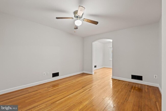 Building Photo - 340 Wesmond Dr