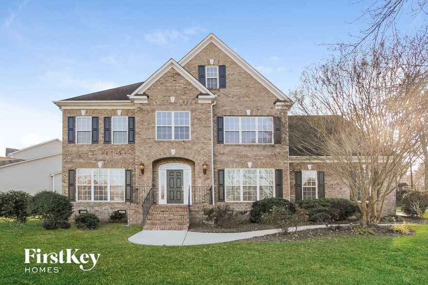 Primary Photo - 7779 Windsor Forest Pl