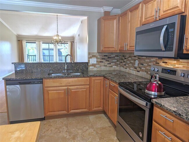 Building Photo - 5657 Summerside Ln