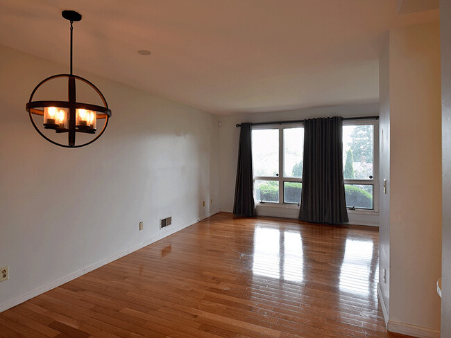 Building Photo - 204 Passaic Ave