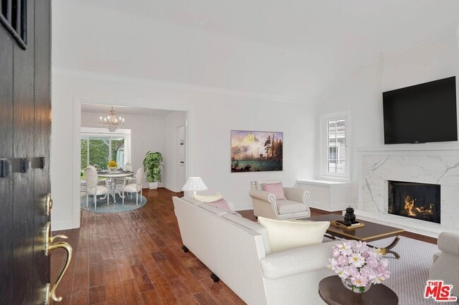 Building Photo - 458 S Citrus Ave